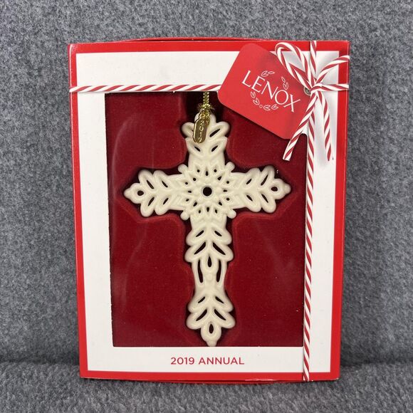 Lenox Snow Fantasies Cross Ornament 2019 Annual Ivory Porcelain NIB Christmas - Picture 1 of 16